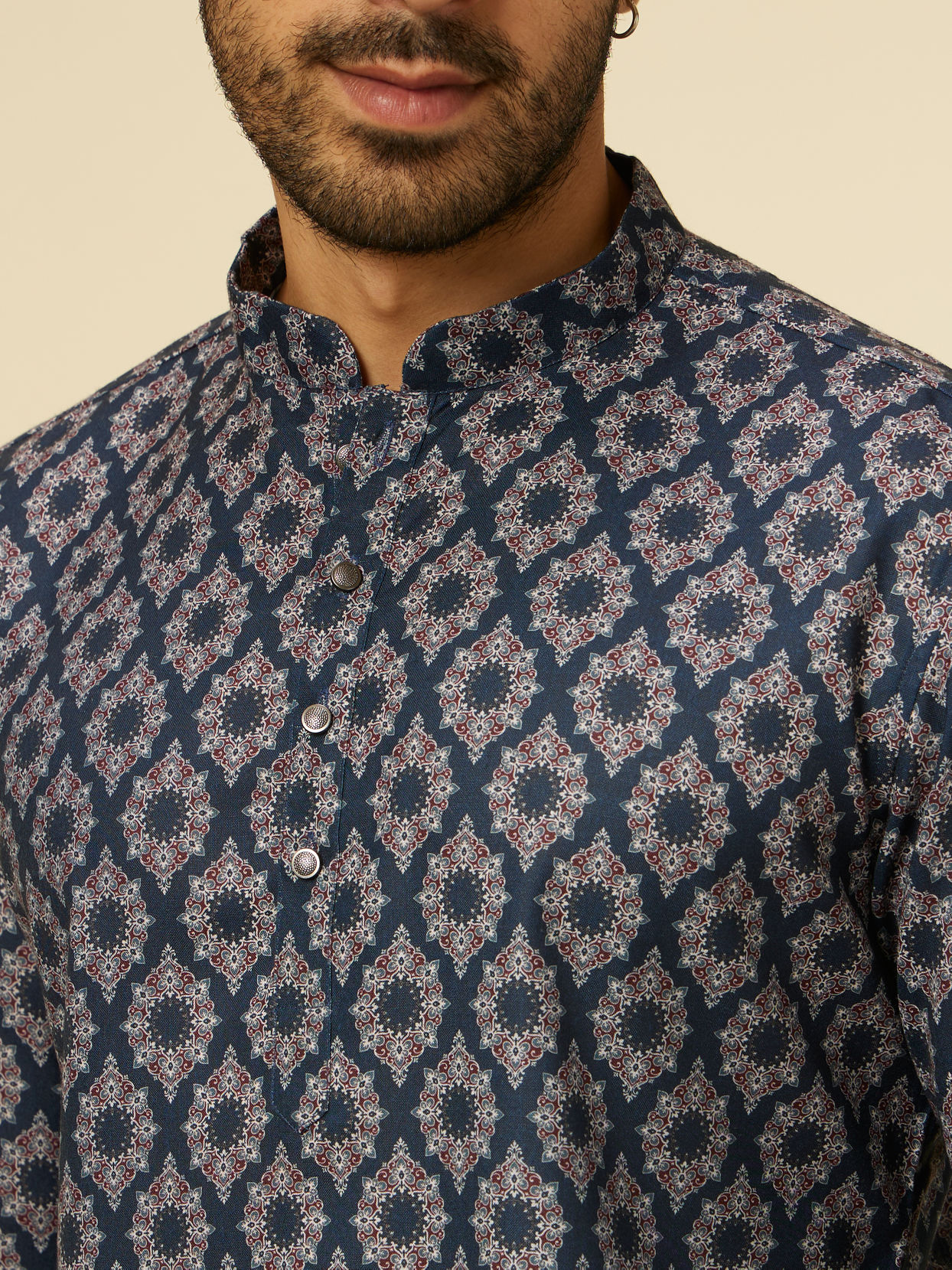 alt message - Manyavar Men Dark Blue Jaal and Medallion Short Kurta image number 1